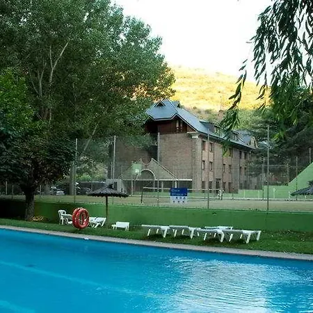 Snoe Condes Del Pallars 3*