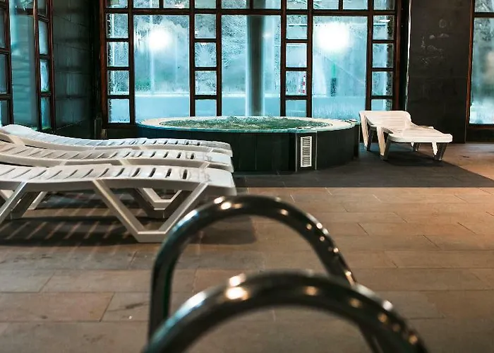 Snoe Condes Del Pallars 酒店 3*